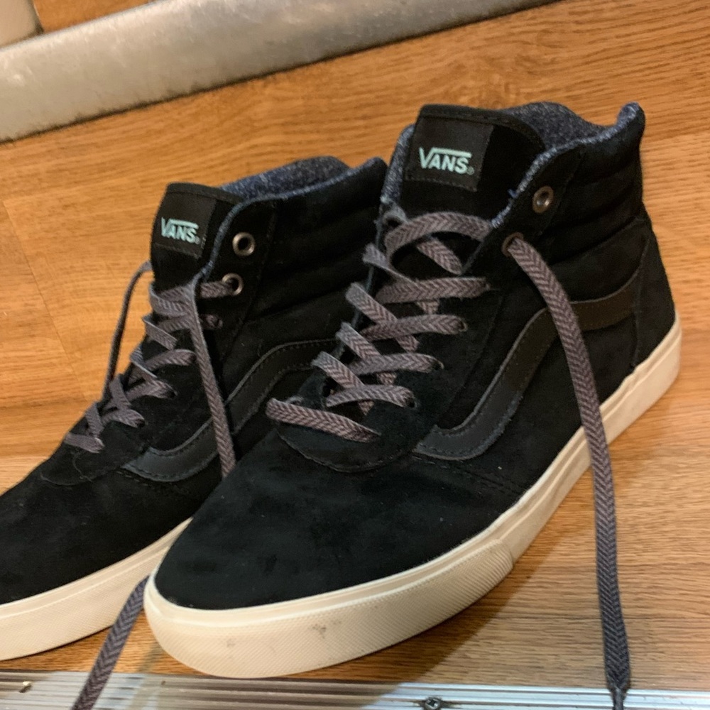 Vans size 9 ladies ✅
